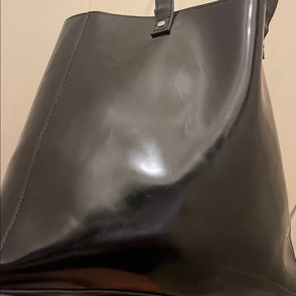 Givenchy Parfums please check all picture of condition - Picture 7 of 17